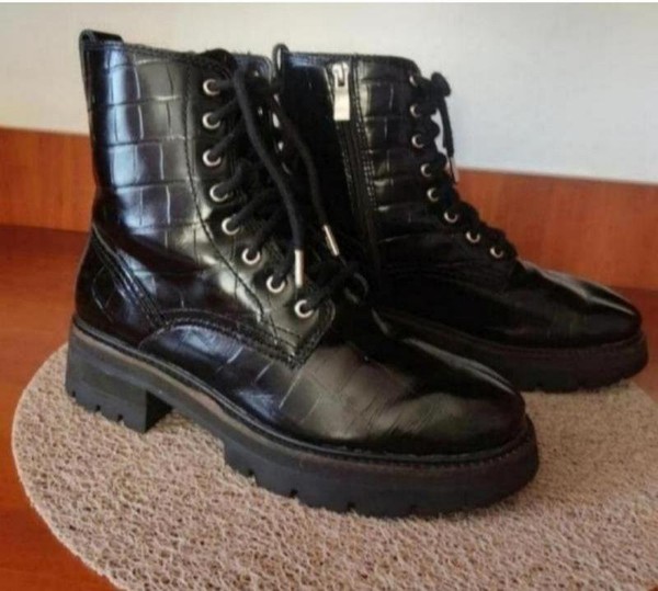 Women Clarks Boots Black Leather 37 #7AGV