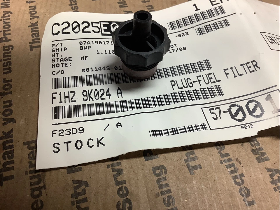 Nos Ford F1HZ-9K024-A Fuel Filter Drain Plug  - Image 3 of 4