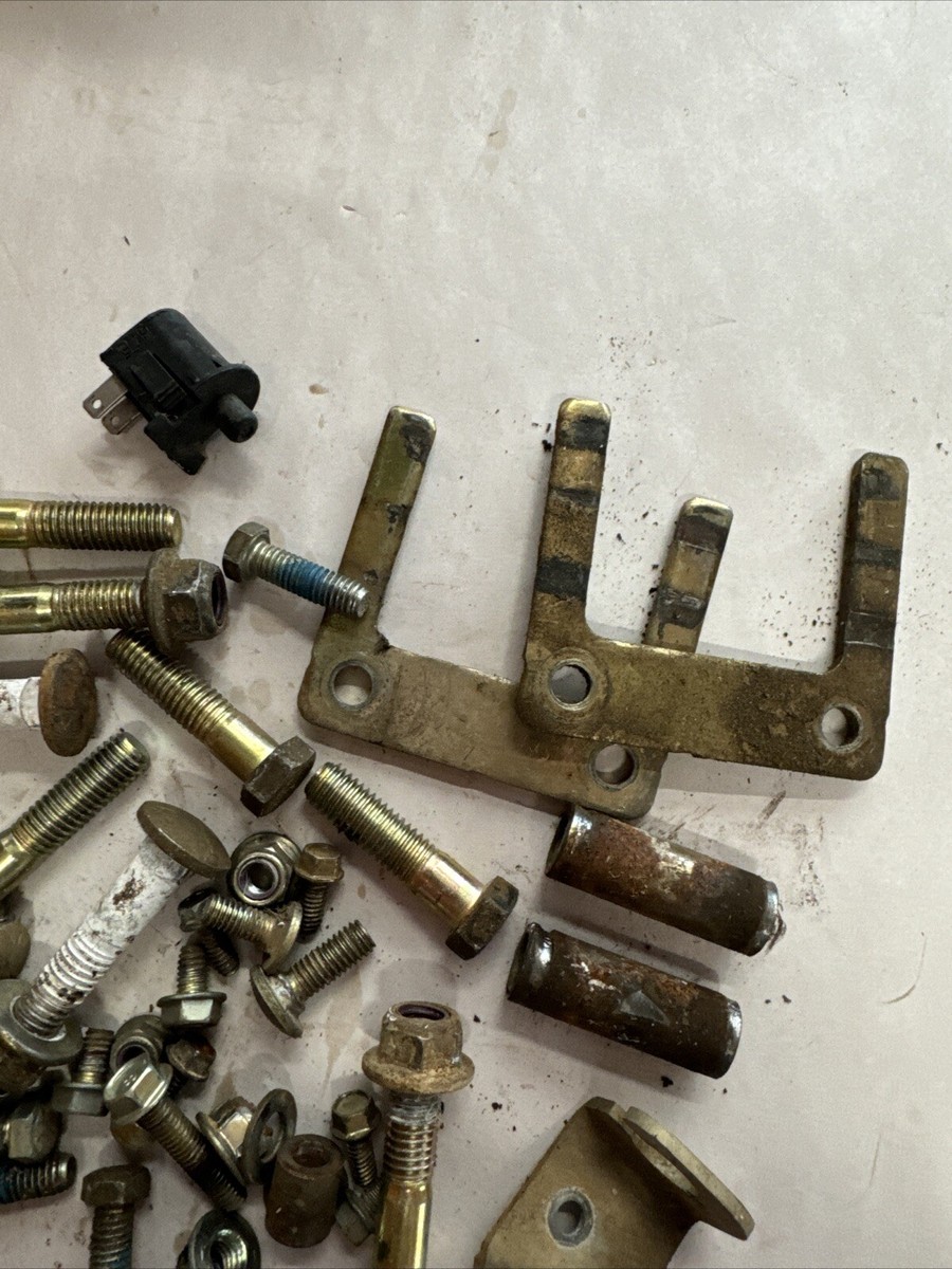 OEM Exmark Lazer Z X Series Zero Turn Miscellaneous Bolts