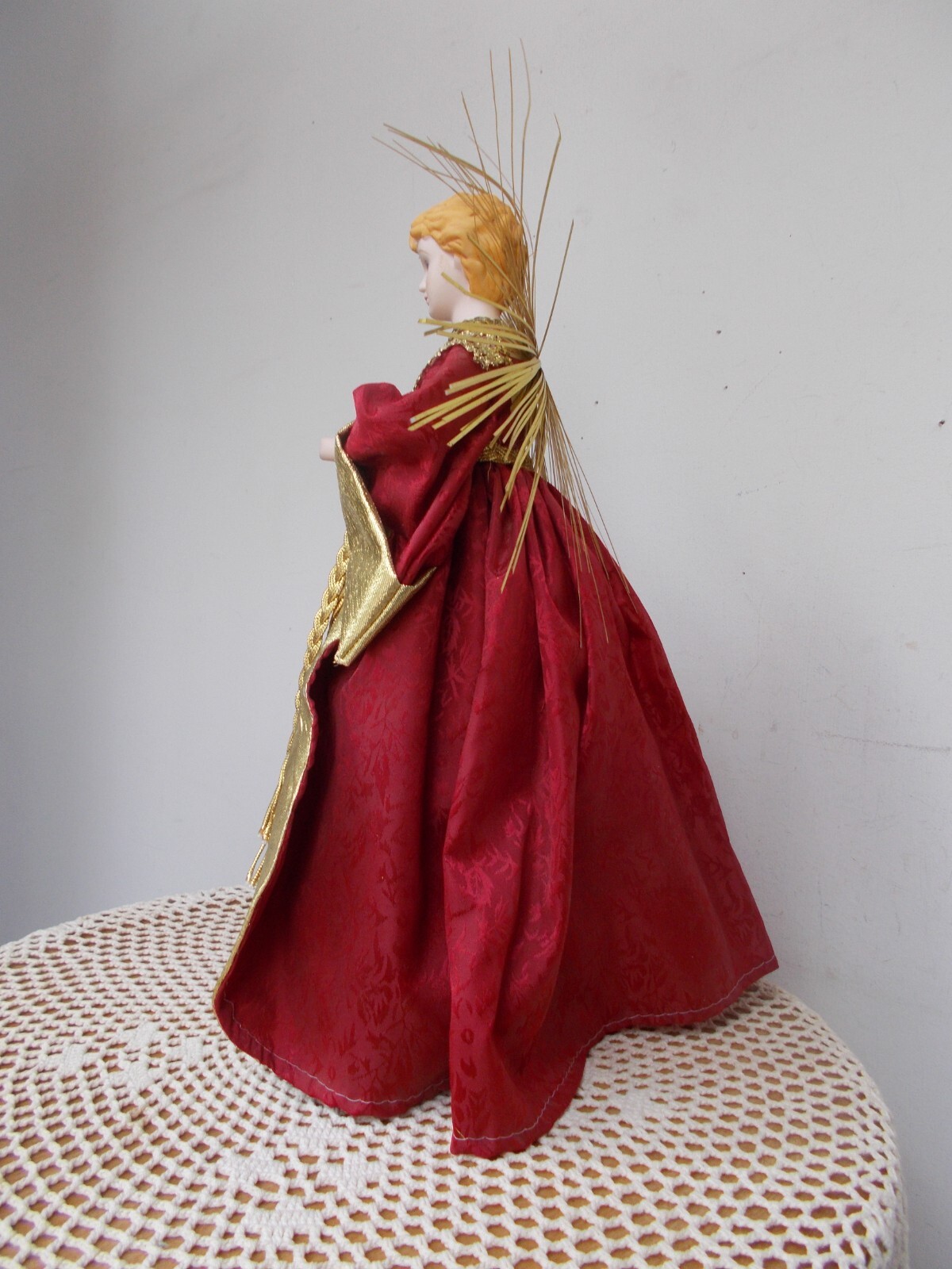 Maroon & Gold PORCELAIN ANGEL TREE TOPPER Gold Lame Tinsel Halo 13.5