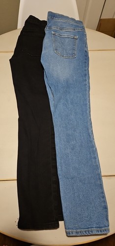 Old Navy Girls Skinny Jeans Sz 10-12, 2 Pairs - Picture 2 of 8