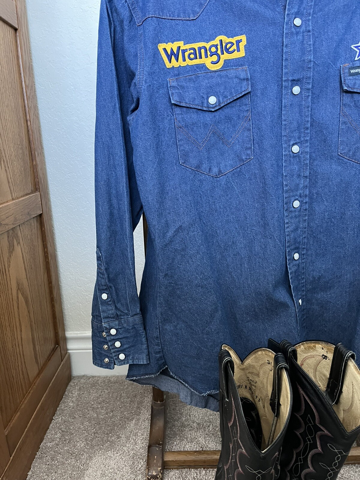 western-boots-and-shirt-gem