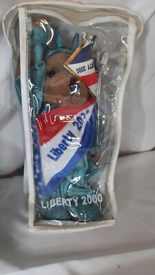 Vintage 2000 Statue of Liberty Bear New in Bag New York  display picture 1