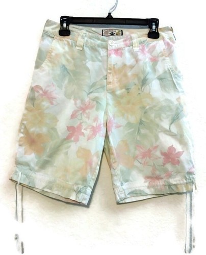 Caribbean Joe Petite Women’s Multicolor Floral Pastel Shorts Size 10P