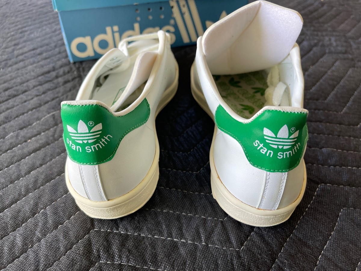 Deadstock 80's Adidas Stan Smith AF1028 Sneaker with Box Sz 7.5