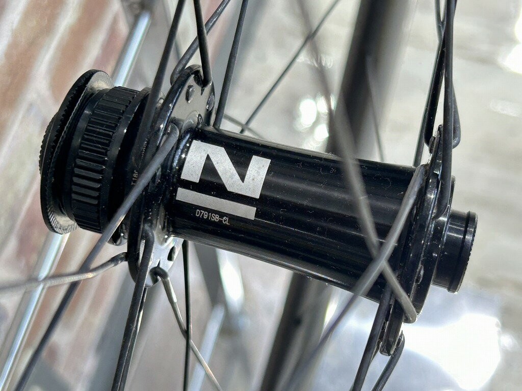 NOVATEC D792SB 11s Shimano free carbon wheelset Used