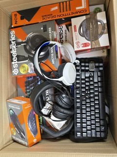 Enorme lotto Job fascio di oggetti da gioco cuffie 20 steelseries turtle beach