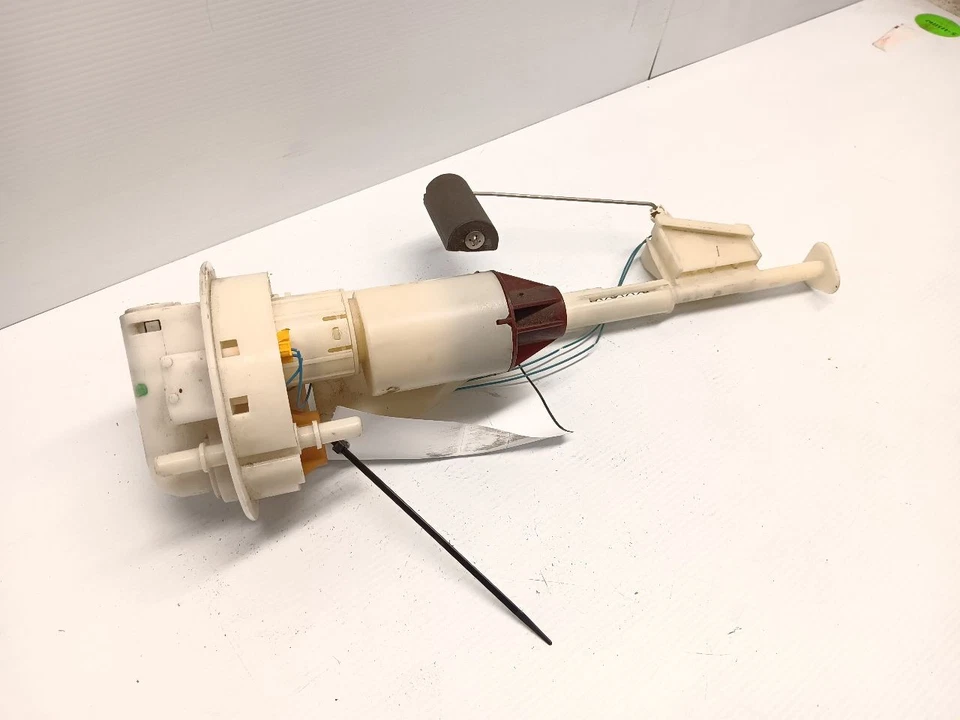 Porsche 911 997 Turbo S 2012 unidad de envío de bomba de combustible A2C53033082 Foto 2 de 4