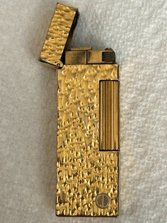 VINTAGE DUNHILL LIGHTER SWISS MADE NOT TESTED SOLD AS IS aL15