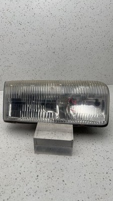 1994 1995 1996 Oldsmobile OLDS NINETY-EIGHT 98 Right Headlamp Assembly passenger