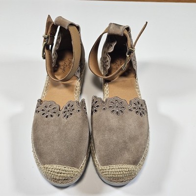 Crown Vintage Women's CV-Brixie Taupe  Espadrille Ankle Strap Flat Shoes Size 9
