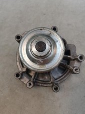 Pompe à eau Peugeot 605