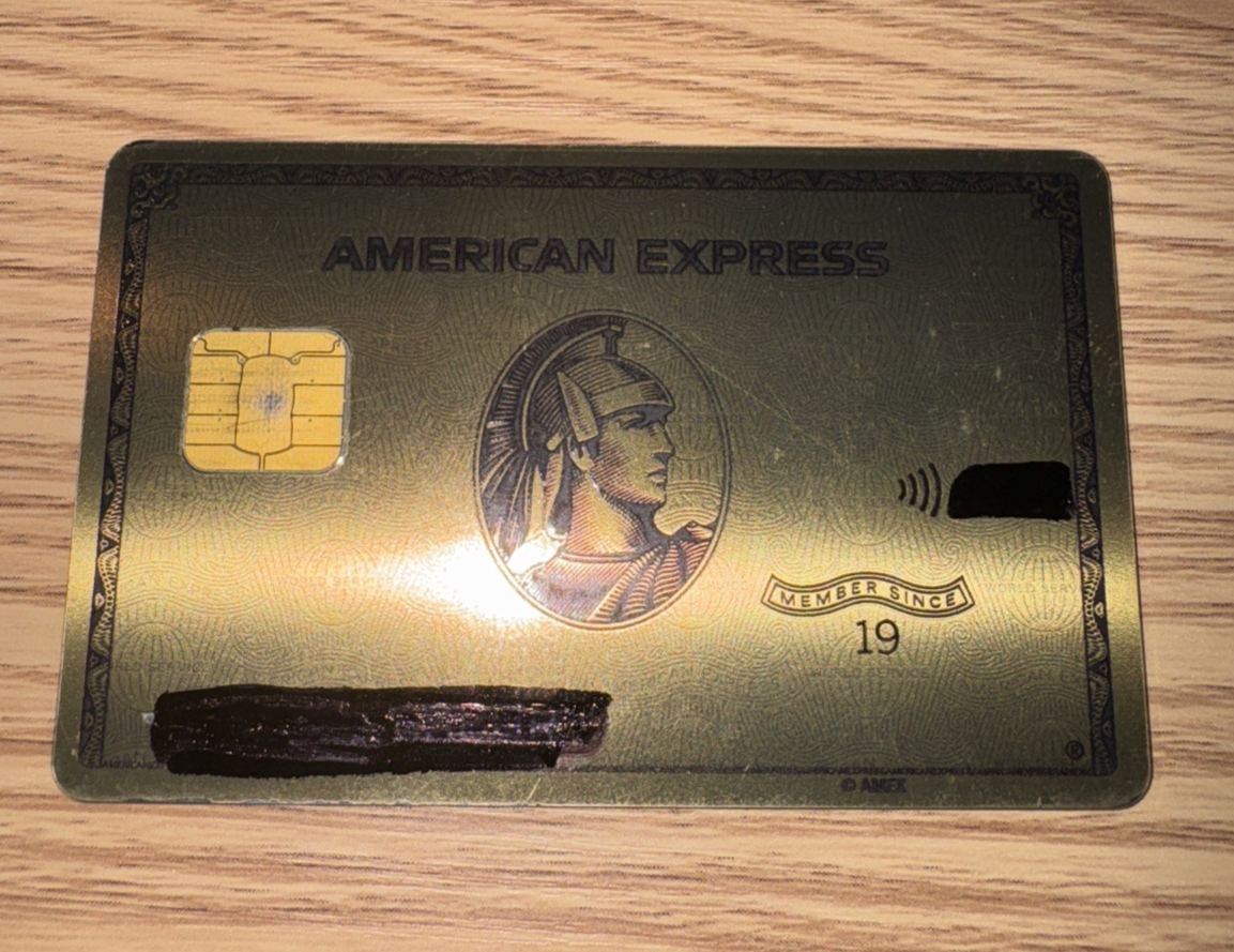 amex gold card limited edition Clefairy - 5/102 Holo Rare main image 0