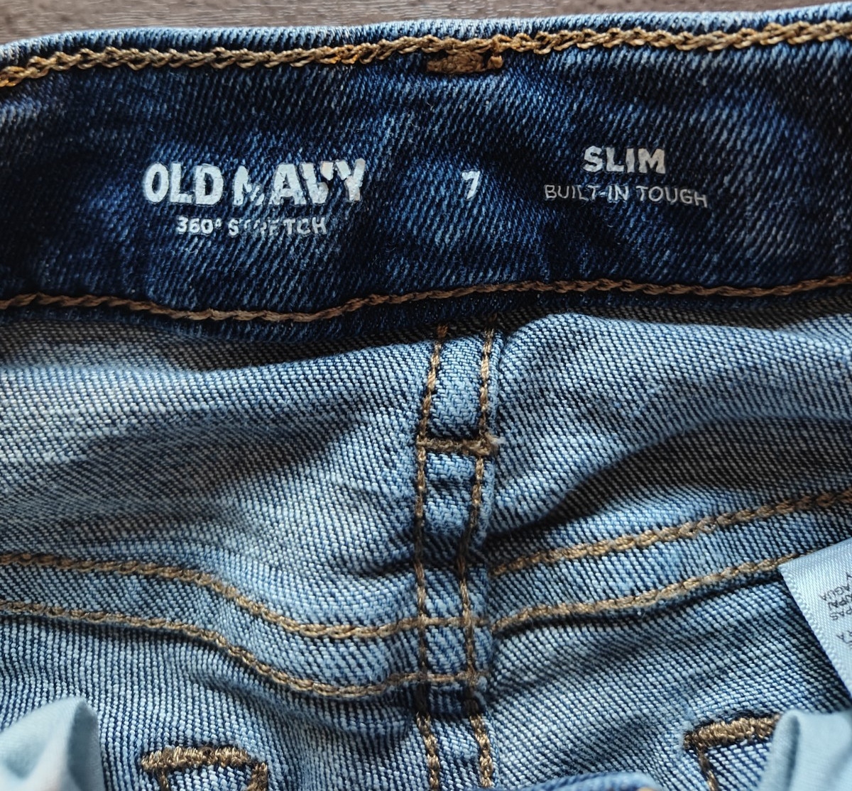 Size 7 Distressed Medium Wash Stretch Built-in Tough