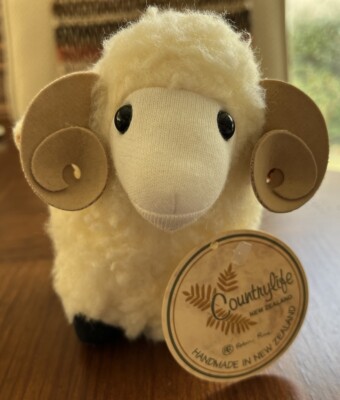 Vtg. Plush Robin Rive Country Life Ram  Baa  Talking Sheep 7'' GIFT New Zealand