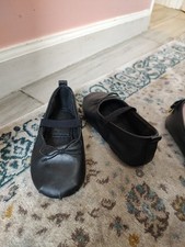 Girls Zara Black Shiny Flats Size 34 US 2.5