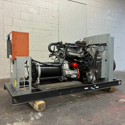25KW Generac Standby Generator, Natural Gas/Propane, 120/240v 1P, WE SHIP!