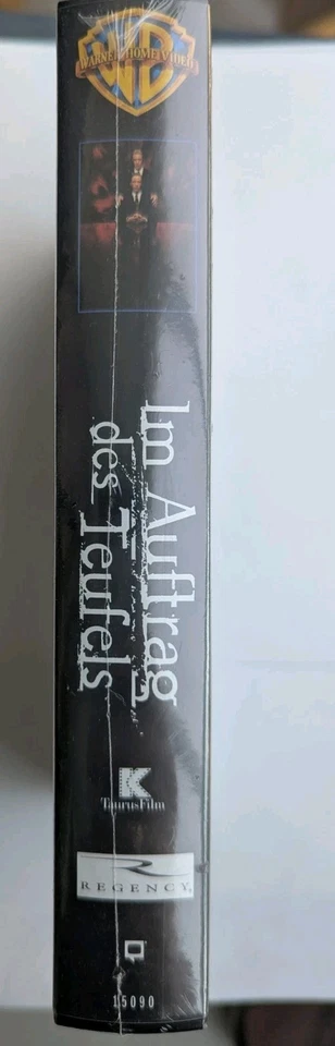 Im Auftrag des Teufels VHS Keanu Reeves und Al Pacino Sealed Ovp  - Bild 2 von 3