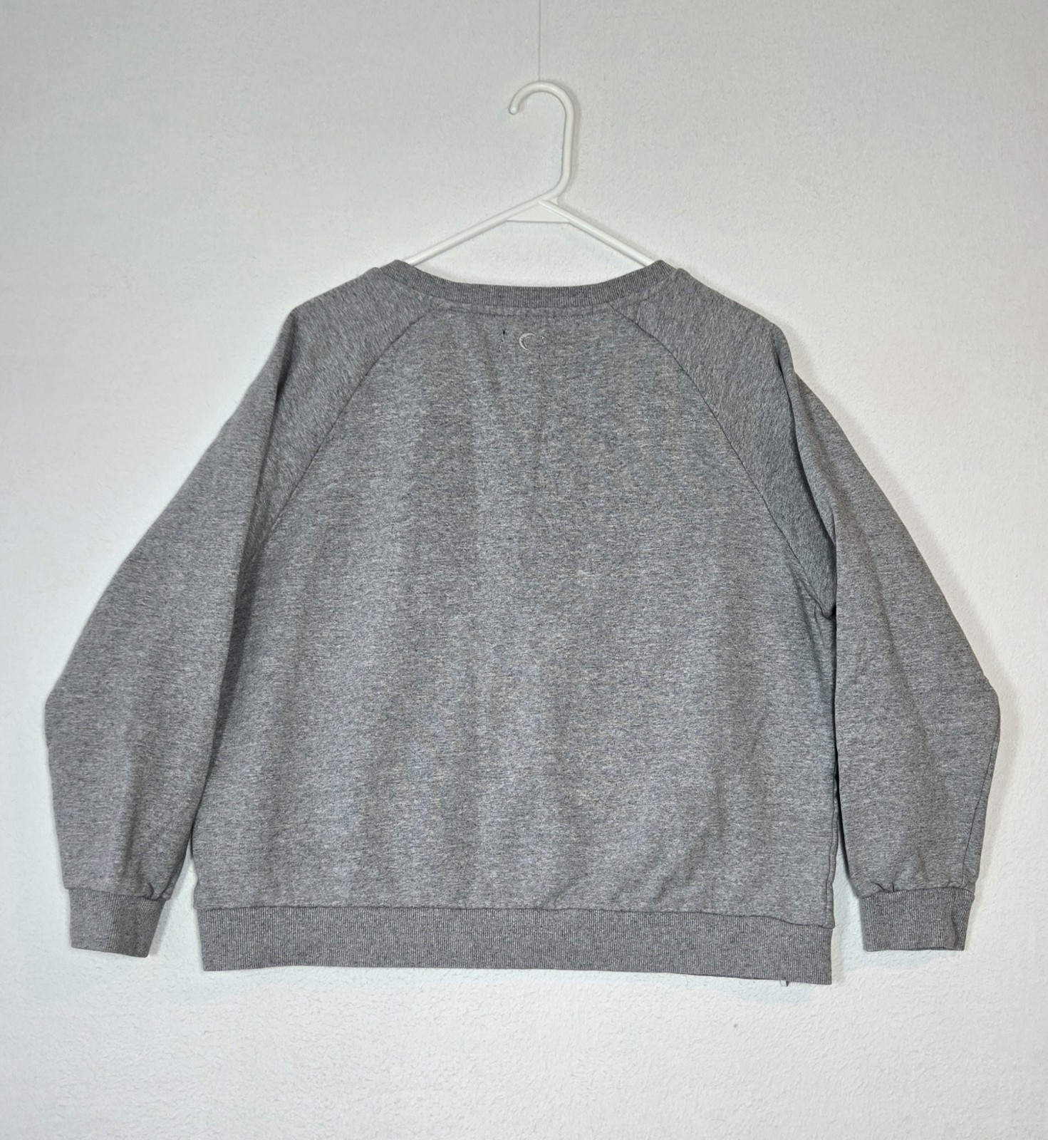 Zyia Active Gray Pullover Cropped  Sweatshirt Emb… - image 5