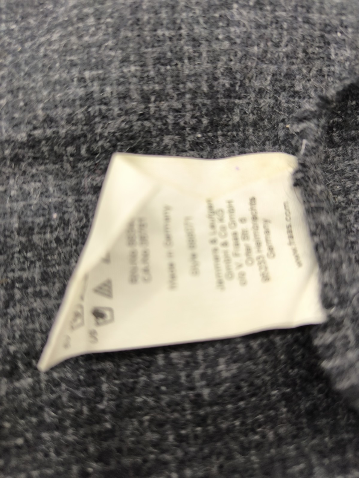 Vintage Aquascutum Scarf lovely vintage piece image 5