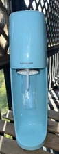 SodaStream Fizzi SPT-001 Icy Blue Machine With CO2 Cartridge