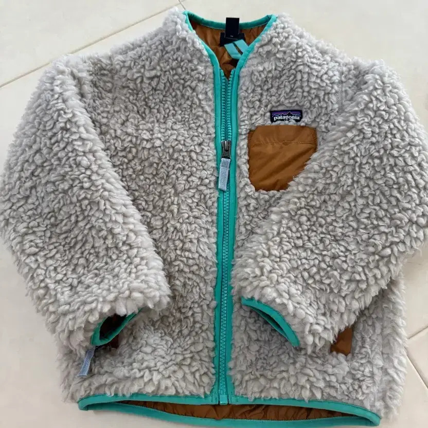 Patagonia Kids Girls Fuzzy Jacket - Size 3-6 Years, Mint & Gray thumbnail 2