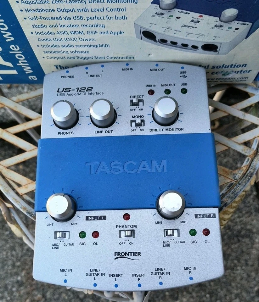 Tascam US-122 2-Channel Recording USB Audio MIDI Interface  - Image 3 of 4