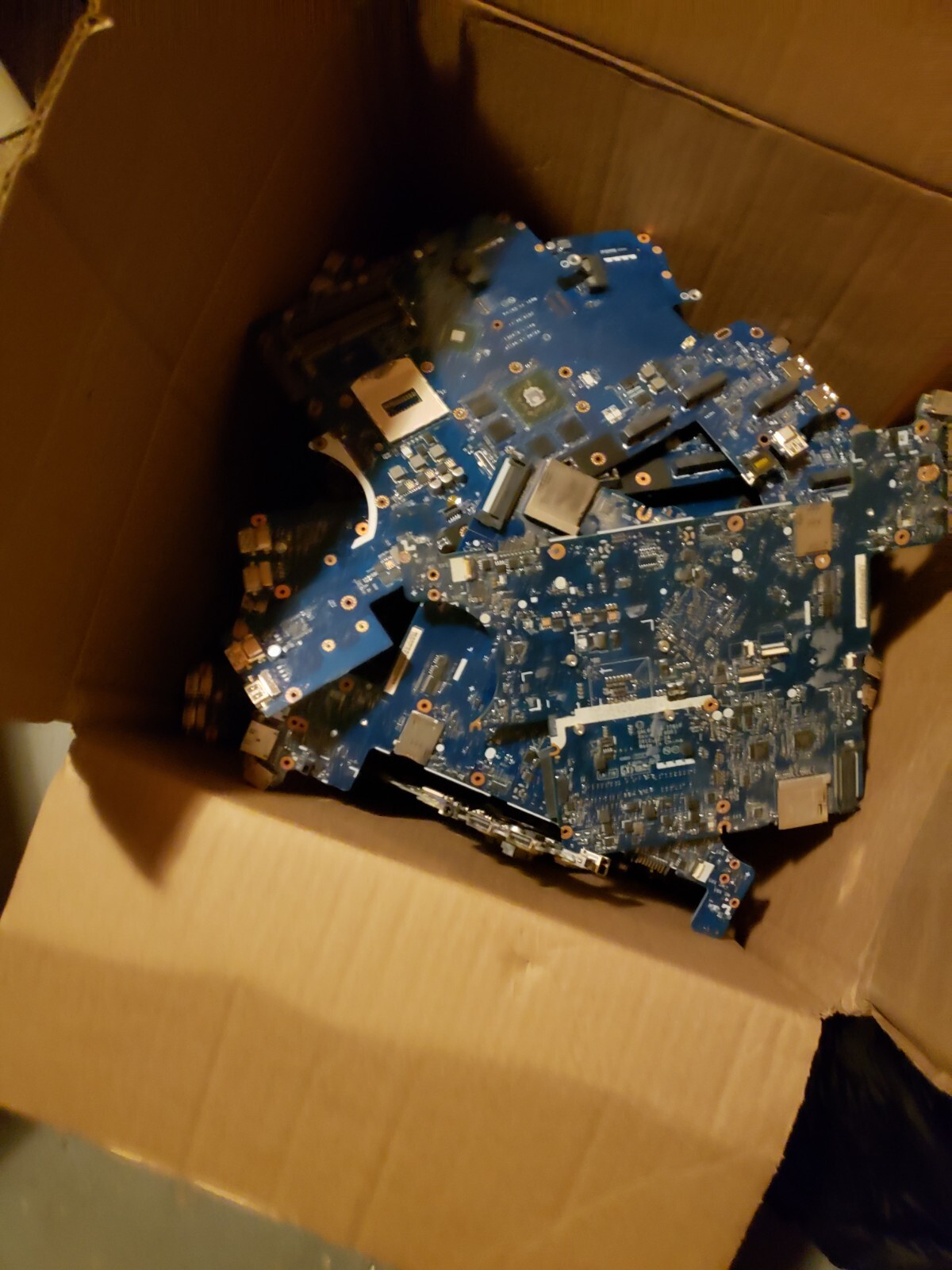 18 lbs From 26 Laptop Motherboards For Scrap Gold Recovery (Free