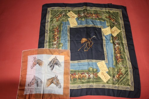 Petit Foulard Bandana Coton Rouge - Motifs Fer à Cheval - Vintage - Cadeau Femme FO405