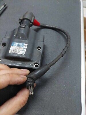 TOYOTA DENSO Ignition Coil Pack 029700-7051 Used Original TOYOTA DENSO Ignition Coil Pack 029700-7051 Used Original