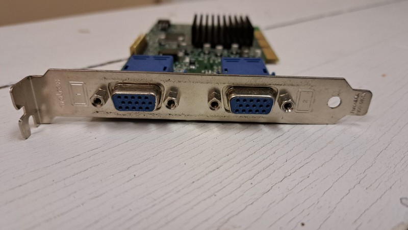 Matrox G450 32-MB AGP Dual VGA Card G45FMDHA32DB - 175
