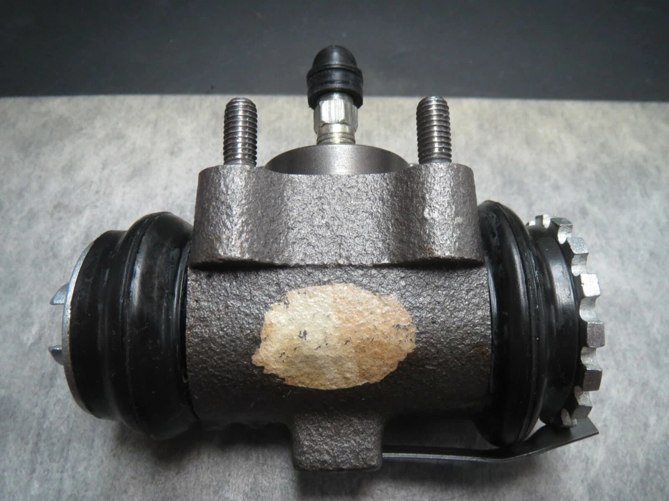 Rear RT Wheel Cylinder for Ford Courier Mazda B1800 Made in Japan Ships Fast! - Изображение 4 из 4