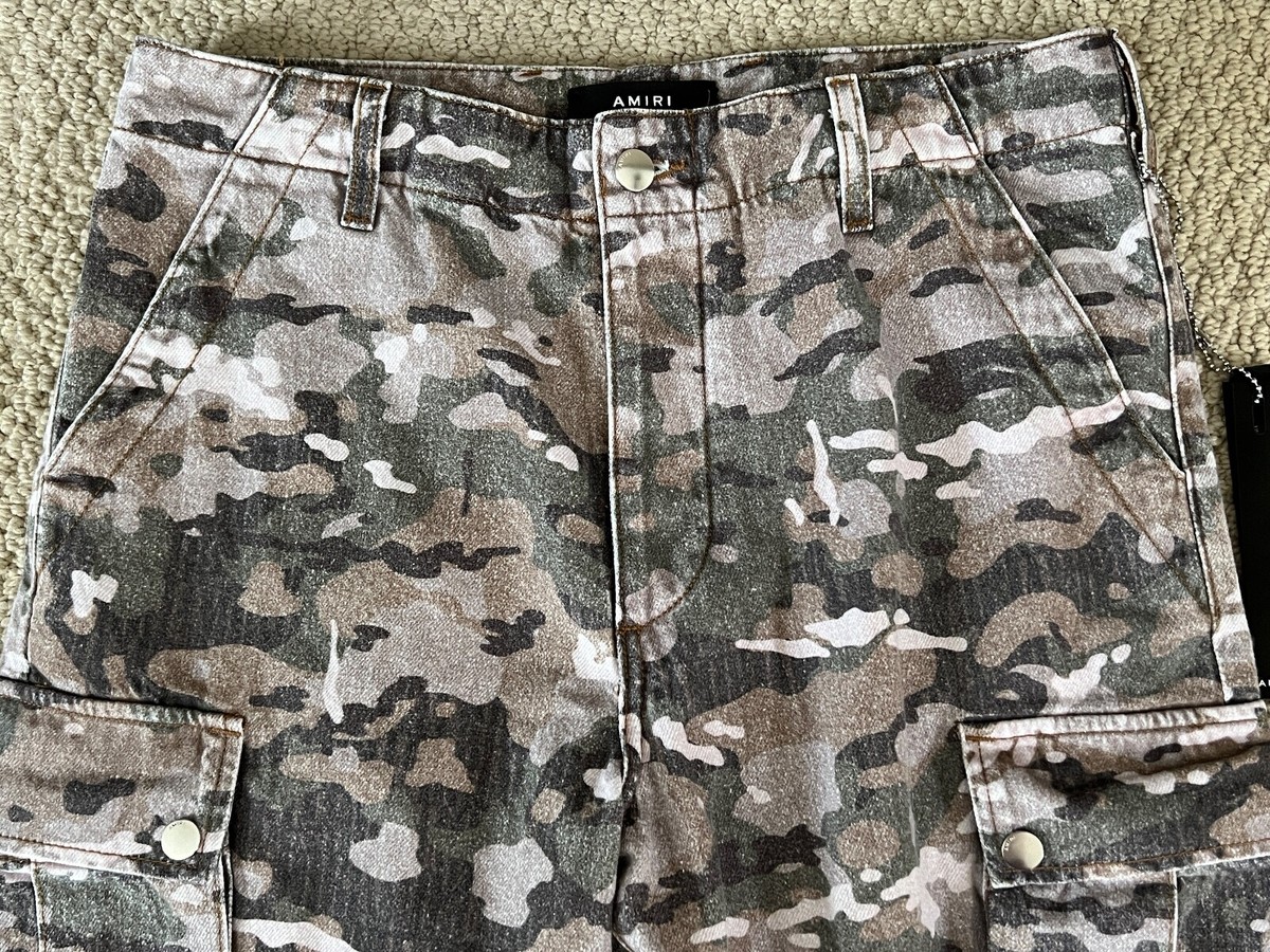 NWT Amiri M65 Camouflage Print Denim Kick Flare Leg Cargo NWT Amiri M65 Camouflage Print Denim Kick Flare Leg Cargo
