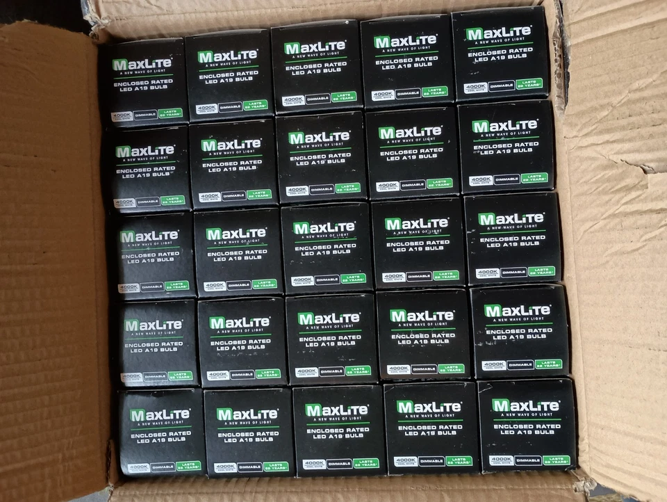 50 Pack Maxlite Dimmable LED 11W Cool White Light Bulb A19 75W replacement 4000K - Image 2 of 4