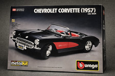 kit modello Chevrolet corvette del 1957 Burago nero SCALA 1/24 made in italy