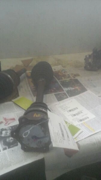 Eje delantero conductor izquierdo QX56 2007 se adapta a 04-15 Armada 5,6 litros 8 cilindros Foto 2 de 4