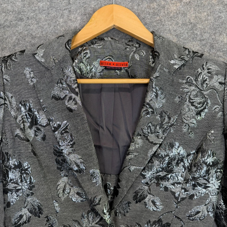 Chaqueta Blazer Alice + Olivia Macey Floral Metálica Adornada Lana Seda Mediana Foto 2 de 4