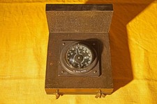 Silva Type 70 Kompass in einem Holzrahmen gefasst