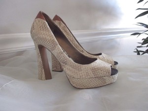 sam edelman snakeskin pumps