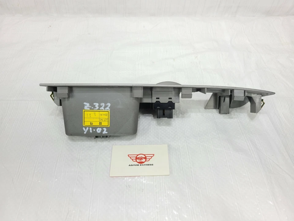 Interruptor de ventana trasera lado pasajero derecho Kia Sorento 2004 fabricante de equipos originales Foto 3 de 3