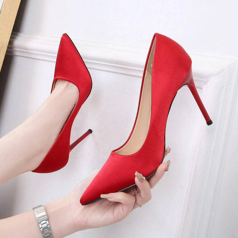 Pair Of Black High Heels Women Classic Shoes Stock Photo - Download Image  Now - Cut Out, High Heels, Human Foot - iStock