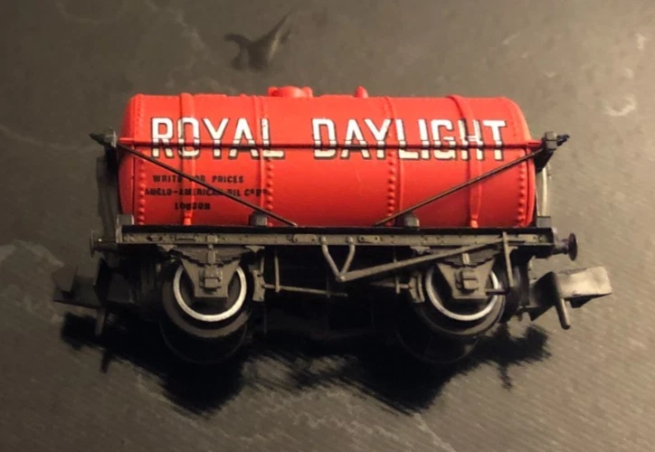 (#191) Peco Spur N Güterwagen Royal Daylight Benzintank