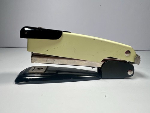 Vintage Arrow M25 Stapler Cream Black Mid Century Retro Desk Office USA