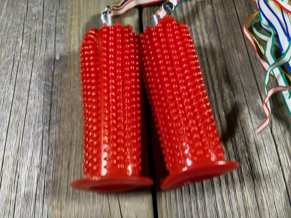 VINTAGE MUSCLE BIKE BICYCLE GRIPS WITH STREAMERS OGK OLD SCHOOL JAPAN NIB NOS - Image 2 of 2