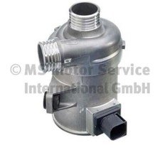 Pompe à eau BMW 635