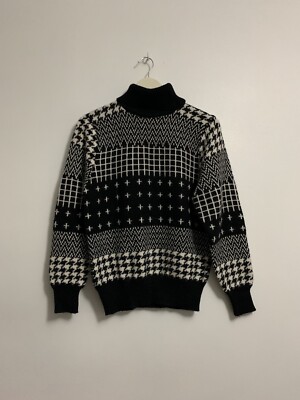 Vintage retro 80s 90s black white dogtooth check Mono patterned