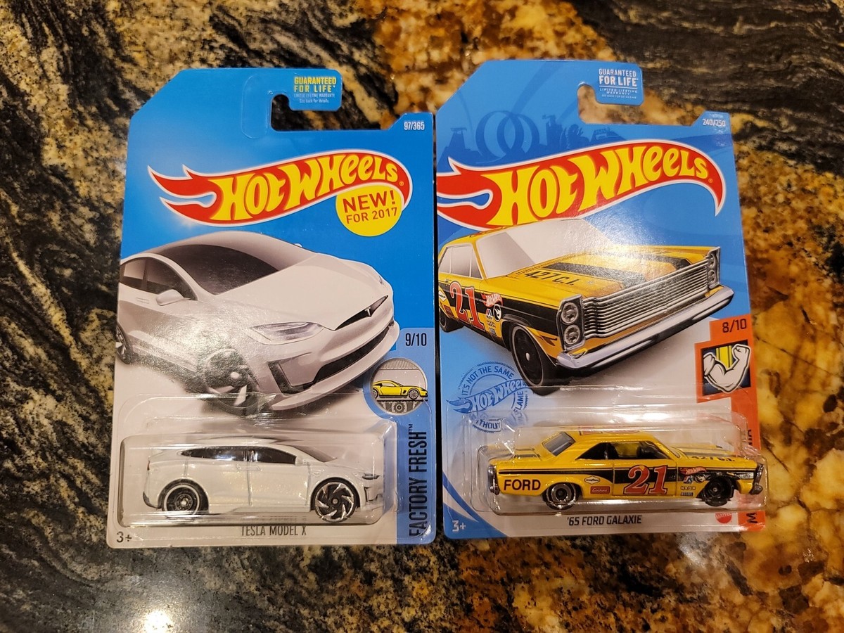 New 2 Error Rare Hot Wheels Tesla Model X and Treasure Hunt