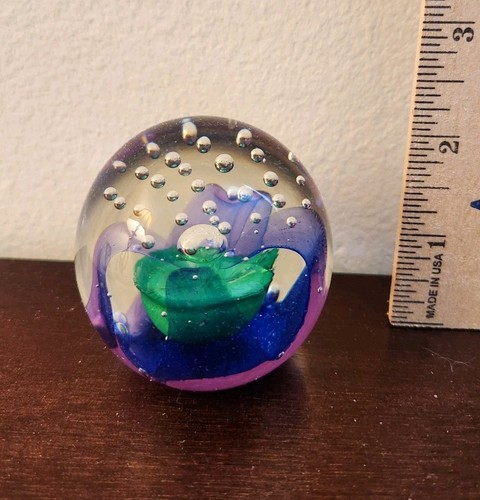 Beautiful Dynasty Gallery Vintage Heirloom Collectibles Paper Weight - Picture 2 of 3