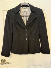 2 Petite Tahari Arthur S. Levine dark gray blazer
