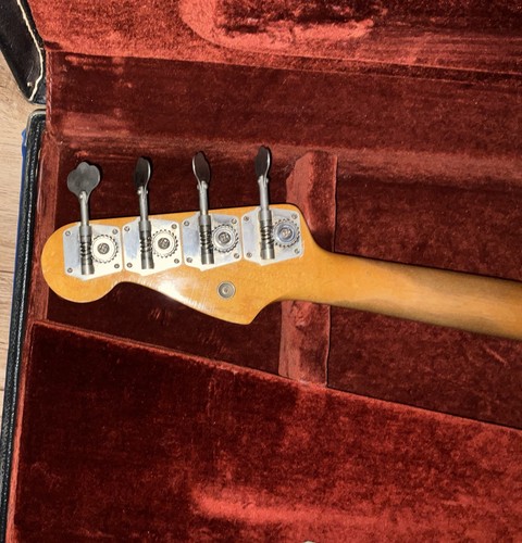 1966 Fender Precision Bass Sunburst - Picture 8 of 16